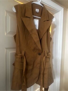 a new day Sleeveless Tie-Waist Vest in Camel Brown